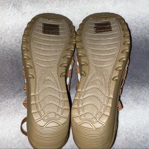 skechers parallel dream queen tan